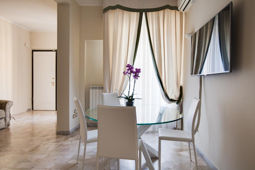 Kometa Suites & Apartments Florence Bilik gambar