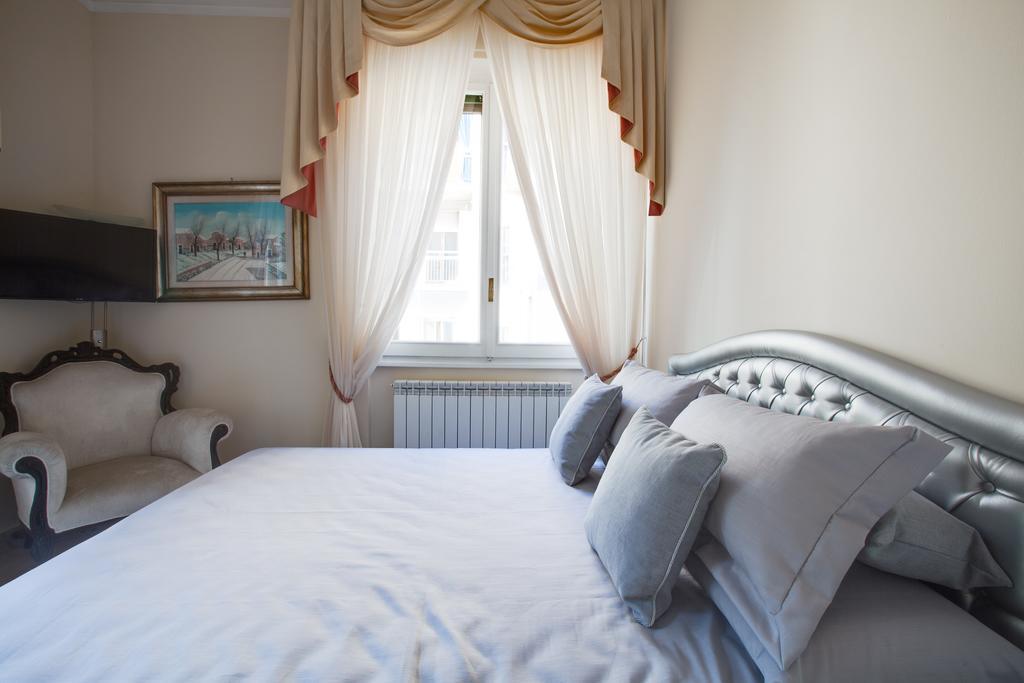 Kometa Suites & Apartments Florence Bilik gambar